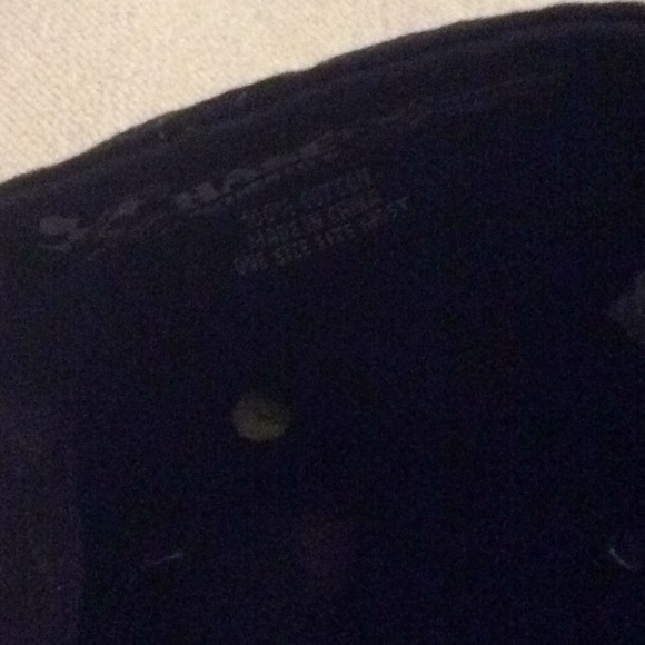 Hat - Picture 4 of 5